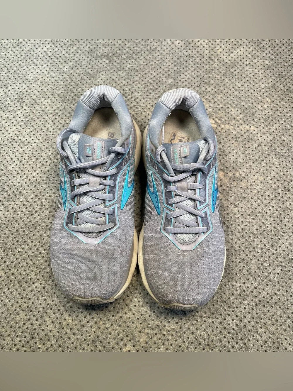 N/A brooks ghost